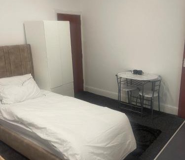 Colne Apartment | studio apartment with small kitchen and bathroom