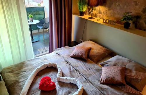 Varazdin Apartment | Studio apartment with terrace in Varazdin