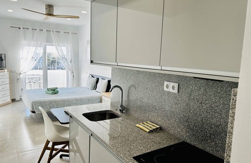 Lagos Apartment | Studio apt with spectacular views of Lagos Marina