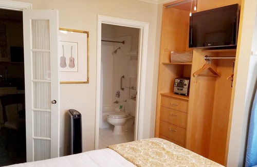 Fillmore District House | Studio at Inn at the Opera-Hotel Studio