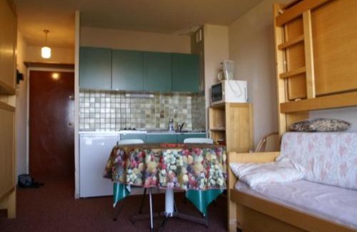 Prapoutel Apartment | Studio au pied des pistes, 3 couchages, cuisine équipée - FR-1-557-27