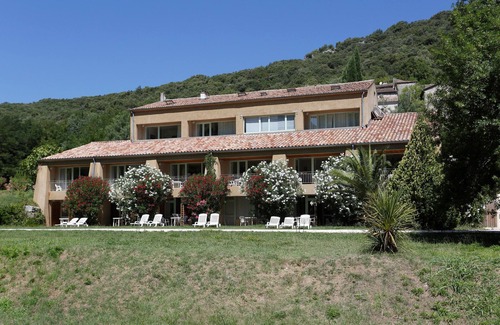 Vallon-Pont-d'Arc Apartment | Studio avec Terrasse ! Ia Vue sur l'Ardèche