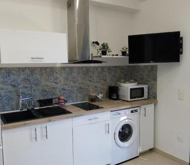 La Garde House | Studio avec terrasse indépendant en villa