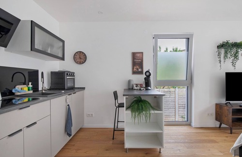 Hochzoll-Nord Apartment | Studio 'Ay Homes 08' with Balcony and Wi-Fi