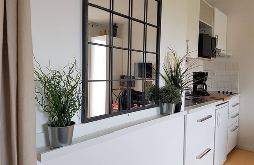 Eugenie-les-Bains Apartment | Studio Beau Songe