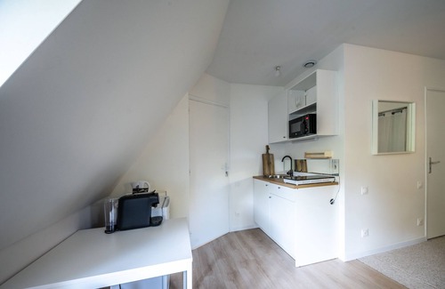 Hem Apartment | Studio Bleu - Charmant studio à 15km de Lille