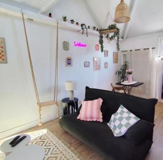 Lannilis Apartment | Studio Bohème Lannilis Proche GR34 et Plages