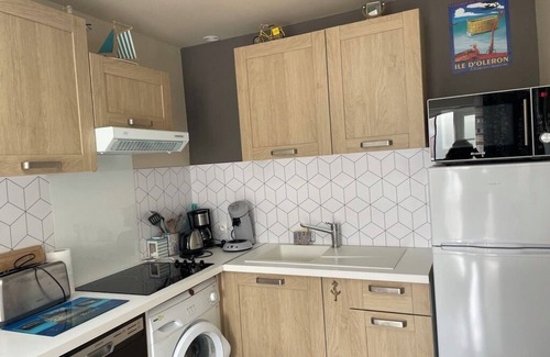 La Cotiniere Apartment | Studio bungalow in La Cotinière beach 100m, port 150 m