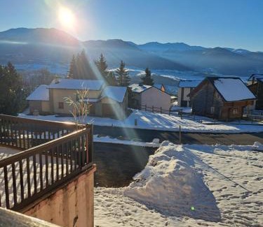 Font-Romeu-Odeillo-Via Apartment | Studio cabine 4 couchages, vue face aux montagnes