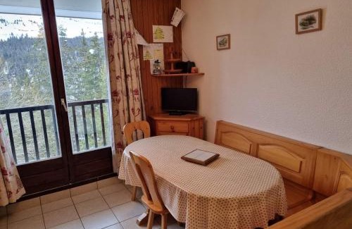 Flaine Apartment | Studio Cabine 5p Résidence Sagittaire, Flaine Forêt, Proche Pistes et Commerces - FR-1-687-9