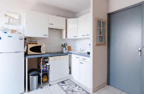 Gruissan Apartment | Studio cabine avec piscine et vue port à Gruissan - FR-1-409-199