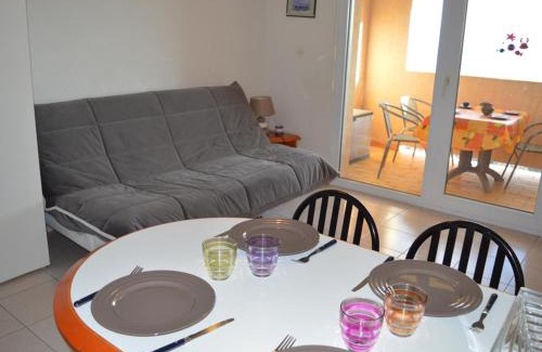 Banyuls-sur-Mer Apartment | Studio cabine Banyuls 4 pers, vue mer, parking, WiFi - FR-1-225C-1