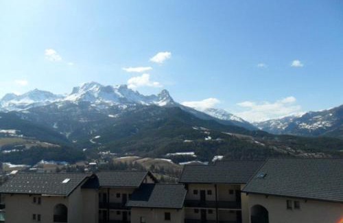 Barcelonnette Apartment | Studio Cabine Sud-Ouest avec Balcon et Parking à Barcelonnette - FR-1-804-9