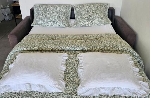 Prado - Republique Apartment | Studio Cannes le Val D'or Chez Lisa