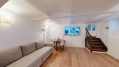 City-Centre - Petite France Apartment | Studio Castelnau