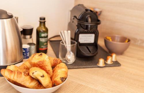 Les Grands Carmes Apartment | Studio centre ville parking