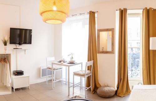 Les Grands Carmes Apartment | Studio centre ville parking