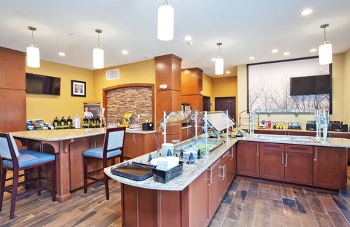 Sweetbriar Apartment | Studio Close to Downtown Austin