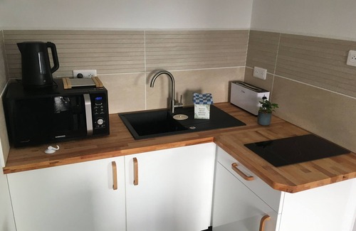 Ambleteuse Apartment | Studio-Comfort-Ensuite with Shower-Sea view-balcon