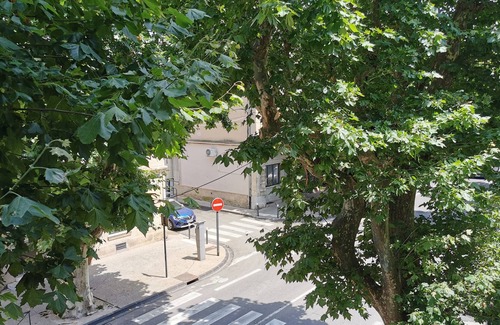 Cavaillon Apartment | Studio Confort en Centre Ville - Climatisation - Ascenseur