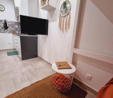 Stains Apartment | Studio cosy à Stains proche Paris-Stade de France