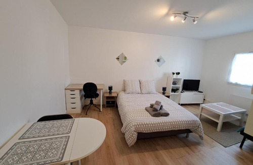Saint-Marc Apartment | Studio cosy en hypercentre
