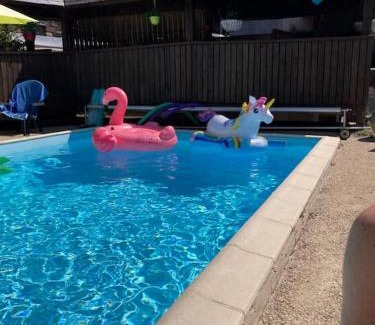 Rochefort-en-Terre Apartment | Studio cosy Piscine Rocherfort en Terre Centre