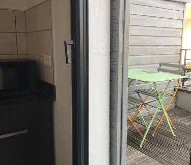 Delacroix Apartment | Studio cosy proche de Paris