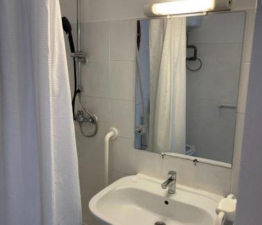 Bas du Fort Apartment | Studio en bord de mer- Bas du Fort- citerne d'eau