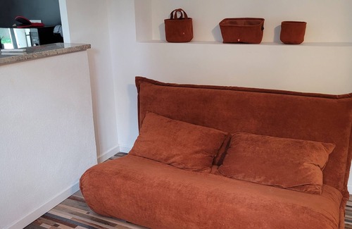 Mezzavia Apartment | Studio en Rez-de-chaussée de Villa, Mezzavia Centre