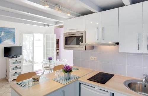 Guethary Apartment | Studio Etxe Tikia by Interhome