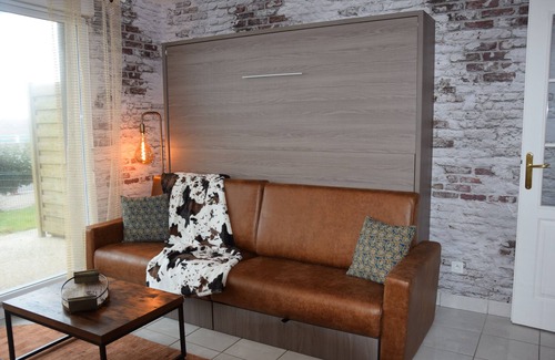 Mesnil-Val House | Studio facing the sea