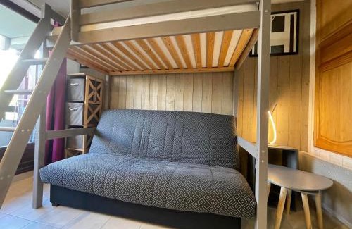 Samoens Apartment | Studio familial au centre du village avec balcon et casier à ski - FR-1-624-163