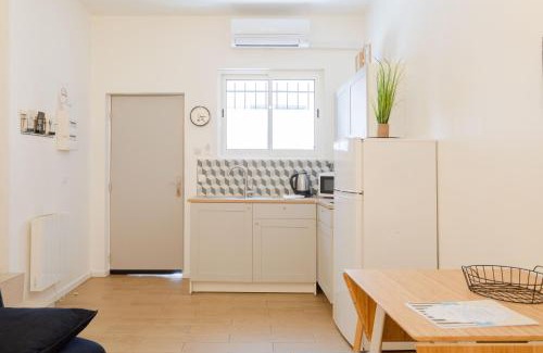 4th Arrondissement Apartment | Studio Family Blancarde 4 pers Parking Clim