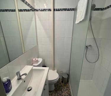 Faubourg Saint-Jacques Apartment | Studio Faventines N 43