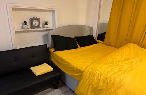 Plymouth Apartment | Studio Flat