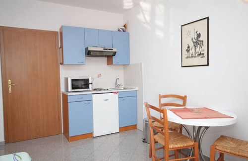 Medveja Apartment | Studio flat near beach Medveja, Opatija (AS-3430-a)