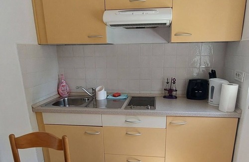 Cres Apartment | Studio flat with air-conditioning Cres (AS-21116-a)