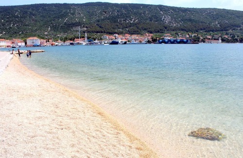 Cres Apartment | Studio flat with air-conditioning Cres (AS-21116-a)