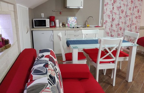 Plat Apartment | Studio flat with balcony and sea view Plat, Dubrovnik (AS-2136-a)
