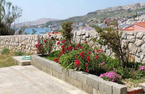 Metajna Apartment | Studio flat with terrace and sea view Metajna, Pag (AS-208-a)