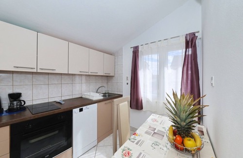 Nin Apartment | Studio flat with terrace Nin, Zadar (AS-290-a)