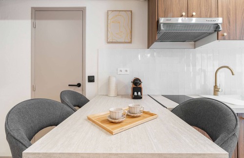 Plaisance Apartment | Studio for 3 people near Gare Montparnasse