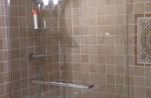 Salon-de-Provence Apartment | Studio for two people in "Mas des Orchards" with garden and pool