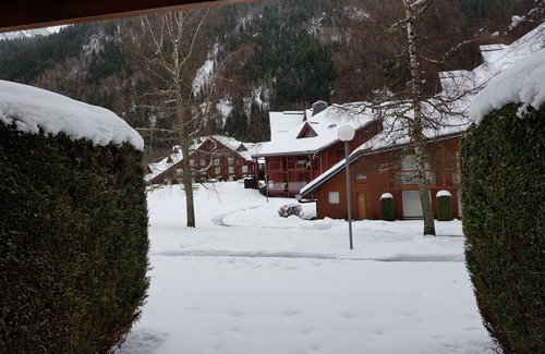Les Contamines-Montjoie Apartment | Studio Cabin at the foot of the gondola, next to the leisure park