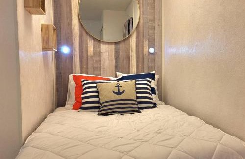 Merville-Franceville-Plage Apartment | Studio Cabine 4 Pers, Front de Mer, Balcon Sud, Parking Privé, Vélos Inclus, Aucun Animal Autorisé - FR-1-465-84