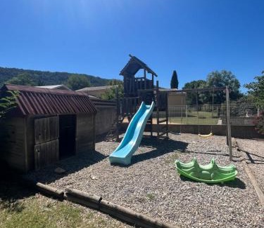 Saint-Paul-Trois-Chateaux House | Studio Menthe-Clim-Terrain de pétanque-Piscine collective