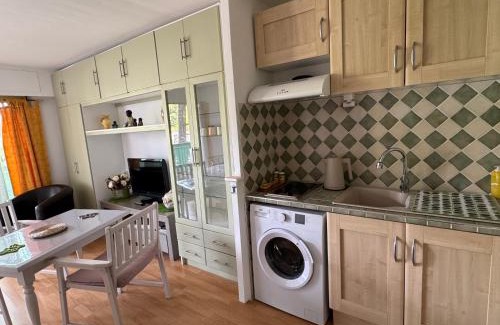 Greoux-les-Bains Apartment | Studio Gréoux