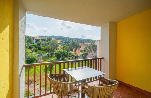 Costa Serena Apartment | Studio in Ferienanlage auf Sardinien