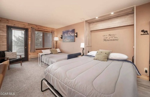 Granby Condo | Studio in Granby. Near Grand Lake & Rocky Mtn National Park. Pool & HotTubs 213